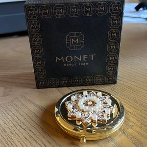 Monet compact mirror